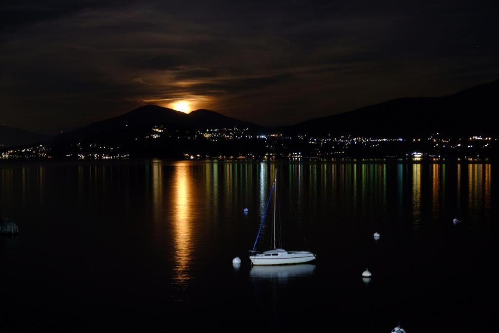 Al Lago 2 Oggebbio Bagian luar foto